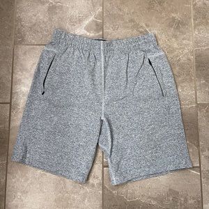 Nobull men’s medium 8.5” shorts
